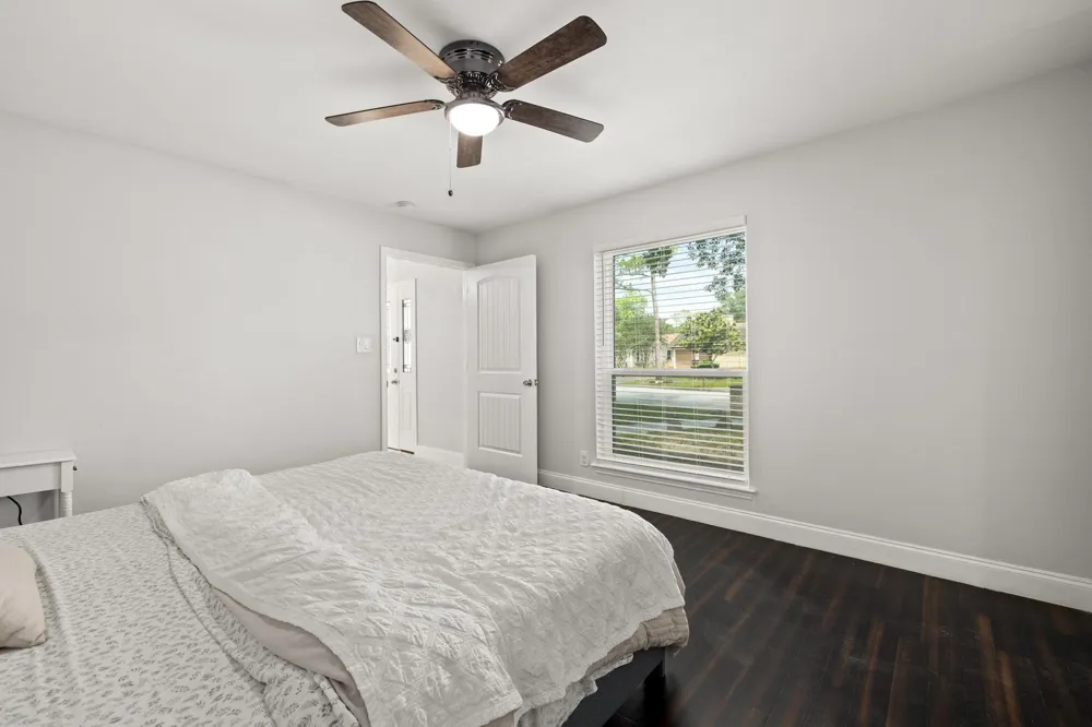 2114 Briargreen Drive Houston, TX 77077