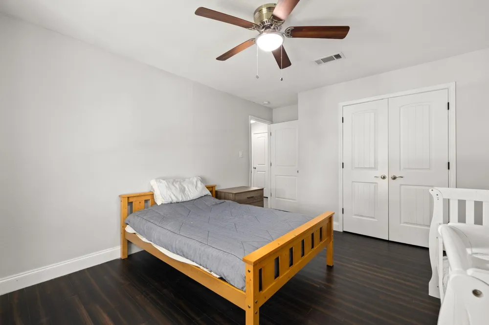 2114 Briargreen Drive Houston, TX 77077