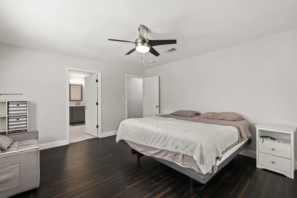 2114 Briargreen Drive Houston, TX 77077