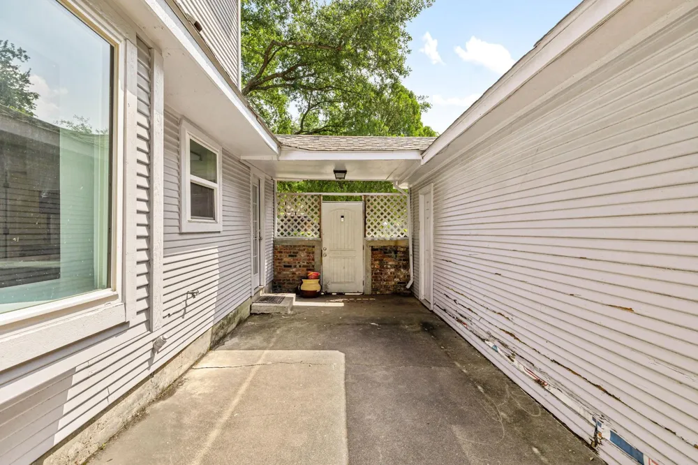 2114 Briargreen Drive Houston, TX 77077