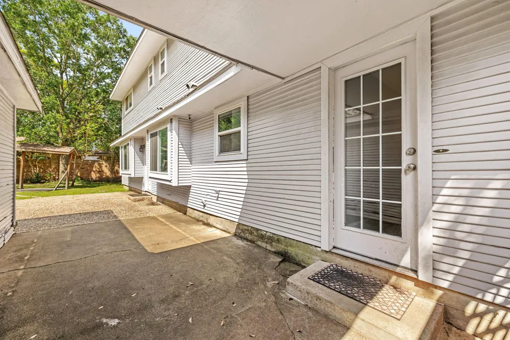 2114 Briargreen Drive Houston, TX 77077