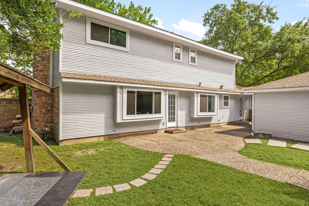 2114 Briargreen Drive Houston, TX 77077