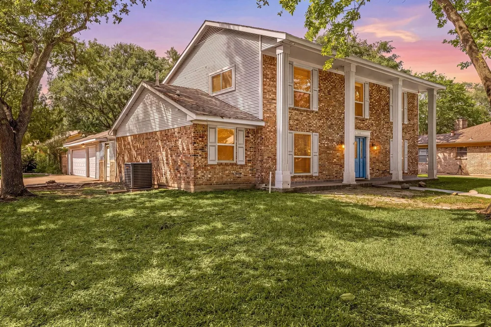 2114 Briargreen Drive Houston, TX 77077