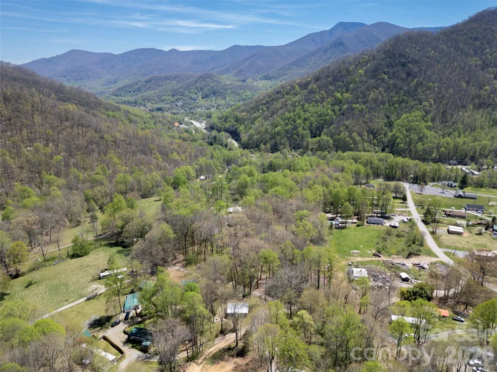 16 Standing Rock Ridge Maggie Valley, NC 28751