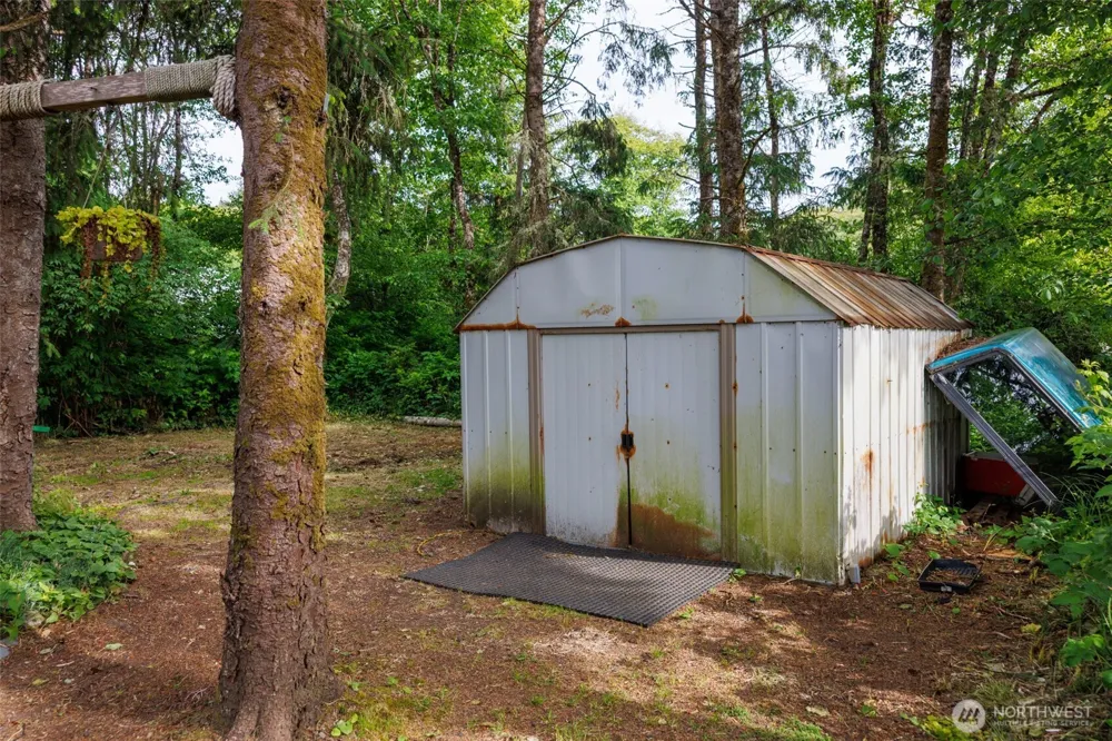 21 Lakeside Drive Copalis Beach, WA 98535