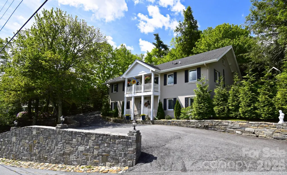 195 Fairway Lane Blowing Rock, NC 28605
