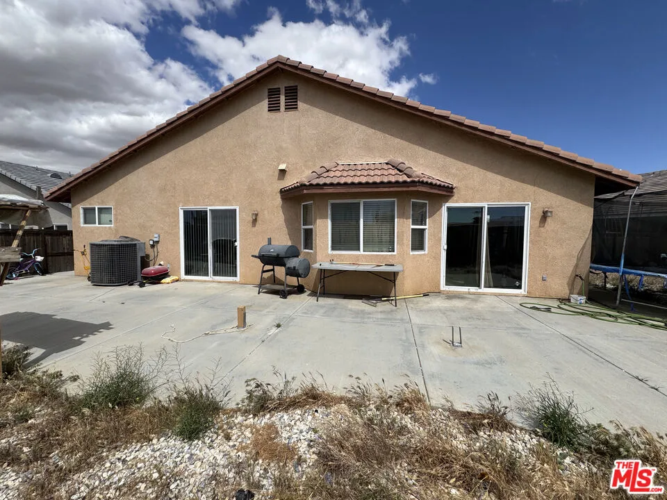 14224 Savanna Street Adelanto, CA 92301