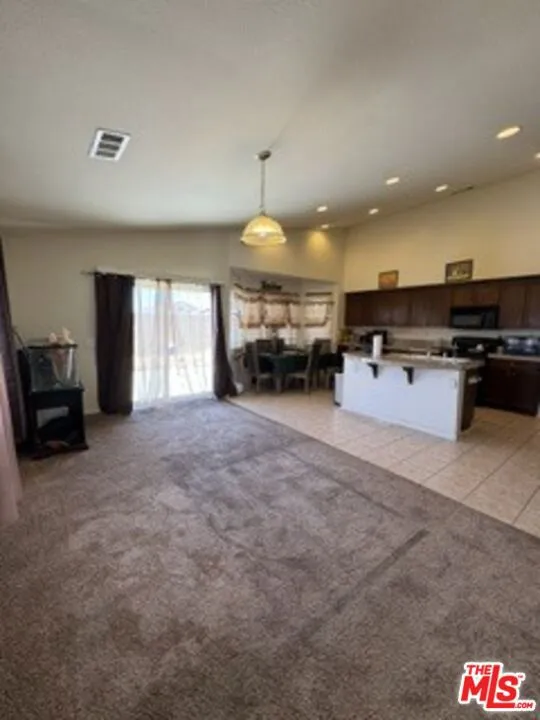 14224 Savanna Street Adelanto, CA 92301
