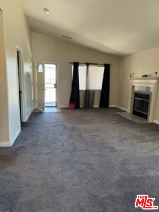 14224 Savanna Street Adelanto, CA 92301