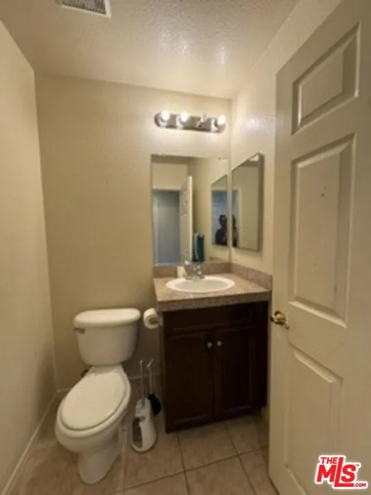 14224 Savanna Street Adelanto, CA 92301