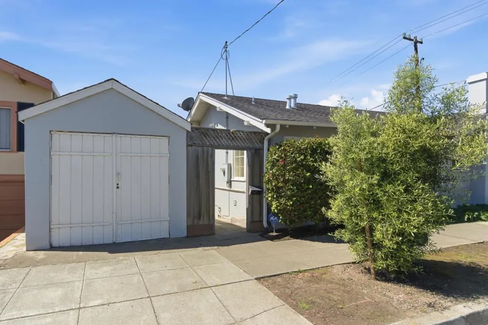 20 Maple Avenue South San Francisco, CA 94080