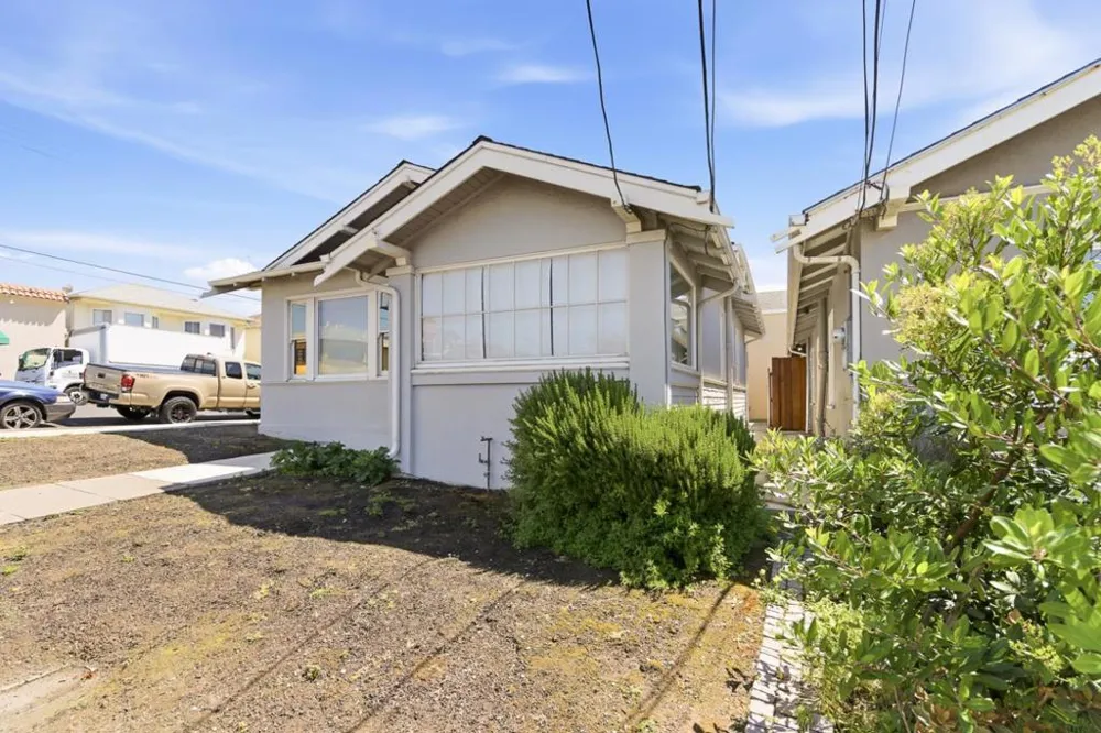 20 Maple Avenue South San Francisco, CA 94080