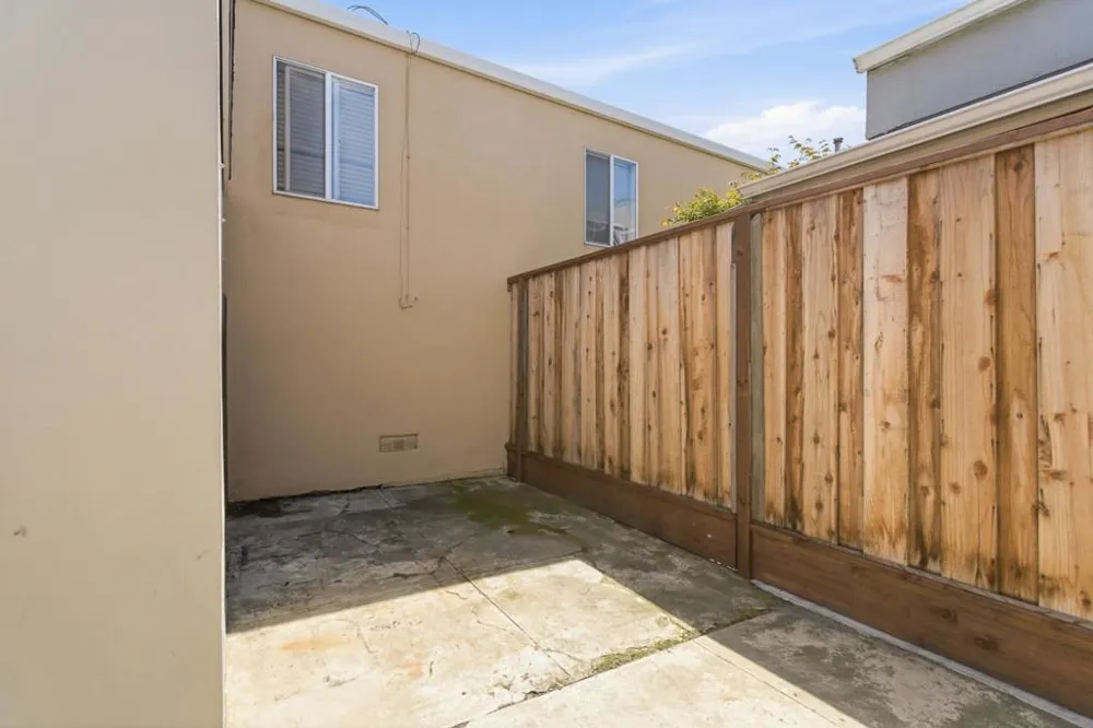 20 Maple Avenue South San Francisco, CA 94080