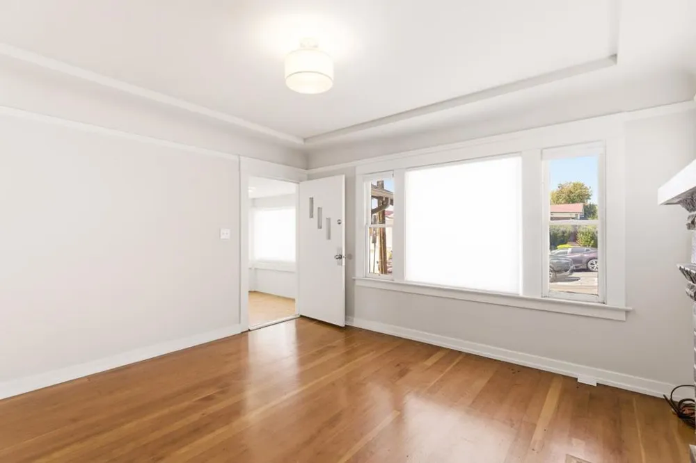 20 Maple Avenue South San Francisco, CA 94080