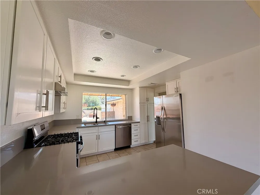 76946 Kentucky Palm Desert, CA 92211