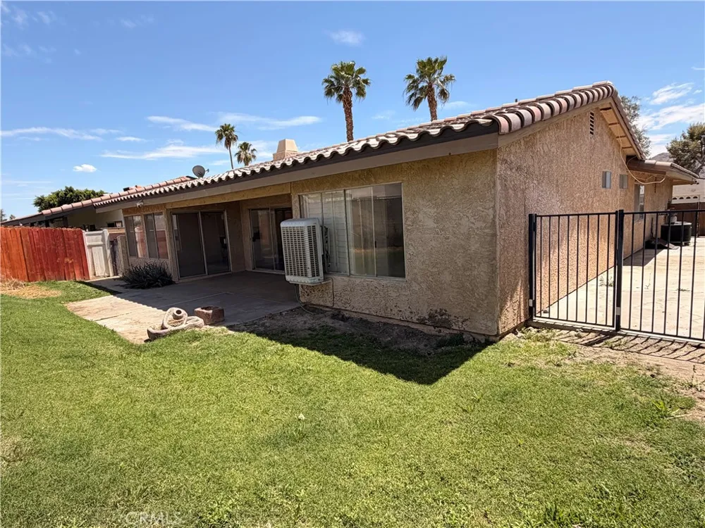76946 Kentucky Palm Desert, CA 92211