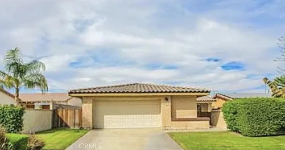 76946 Kentucky Palm Desert, CA 92211