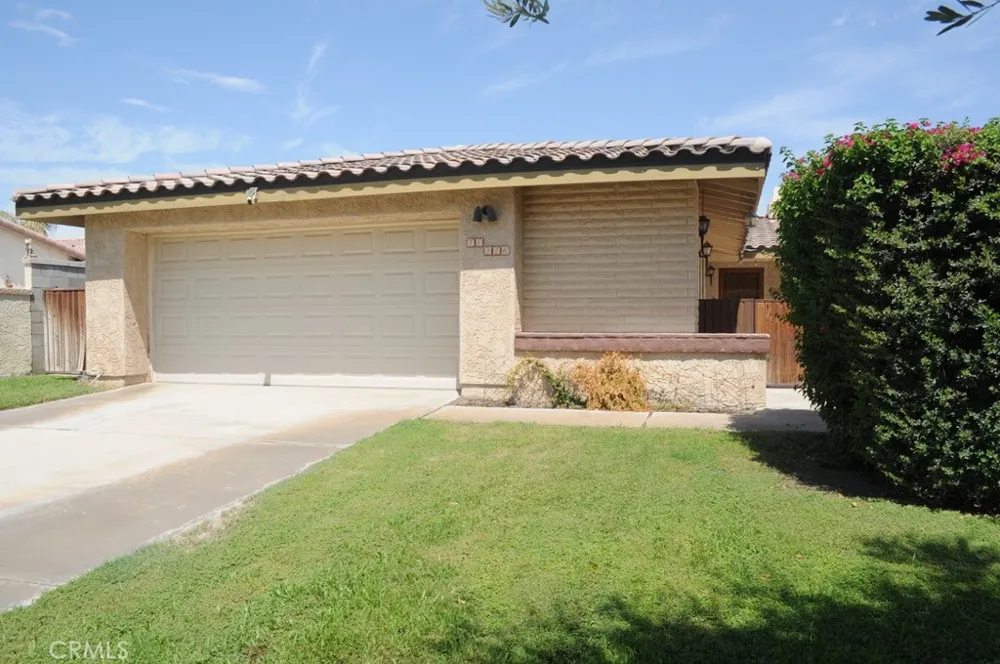 76946 Kentucky Palm Desert, CA 92211