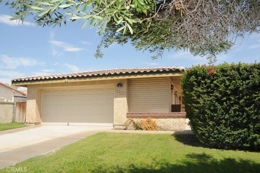 76946 Kentucky Palm Desert, CA 92211