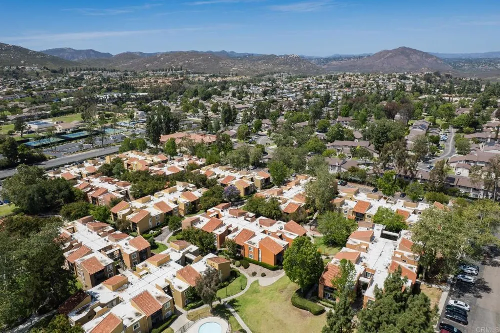 17141 W Bernardo Dr #105 San Diego, CA 92127