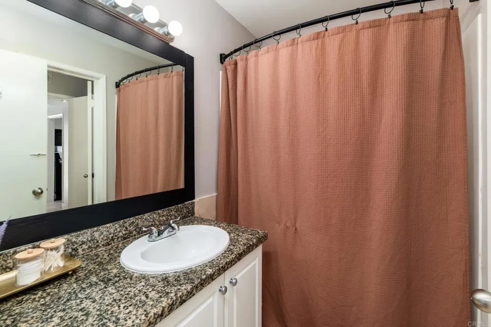 17141 W Bernardo Dr #105 San Diego, CA 92127