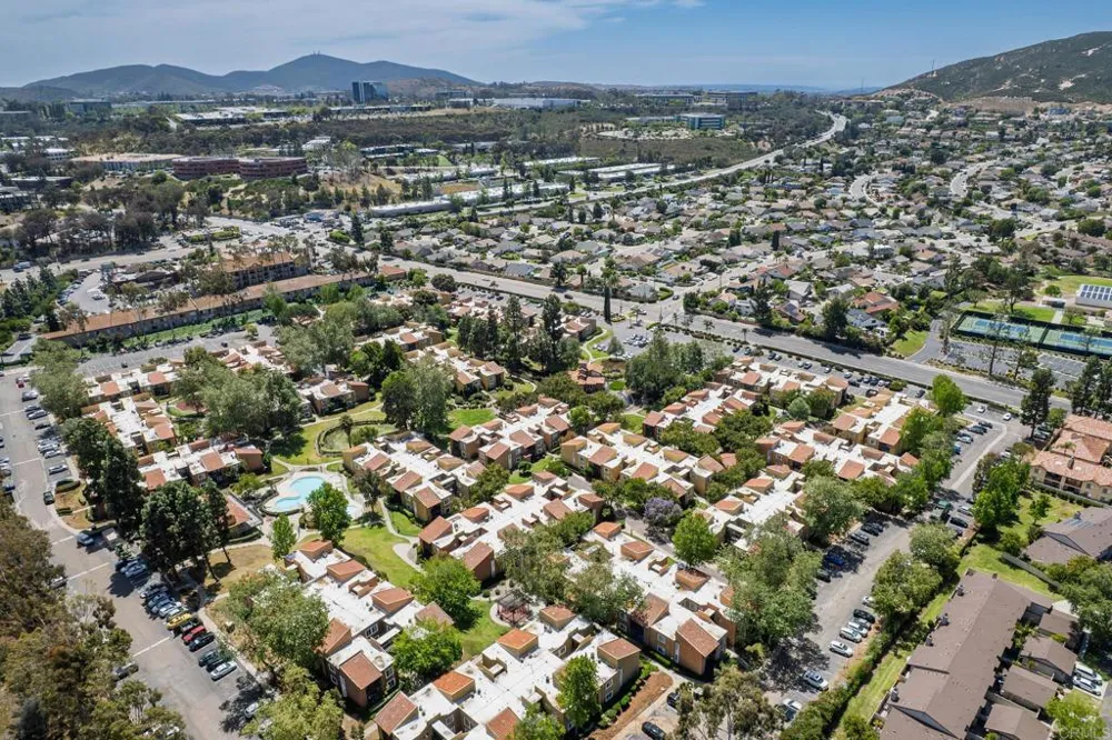 17141 W Bernardo Dr #105 San Diego, CA 92127