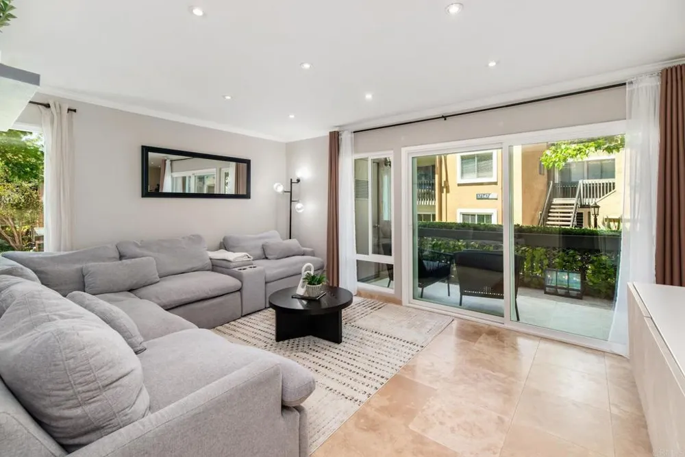 17141 W Bernardo Dr #105 San Diego, CA 92127