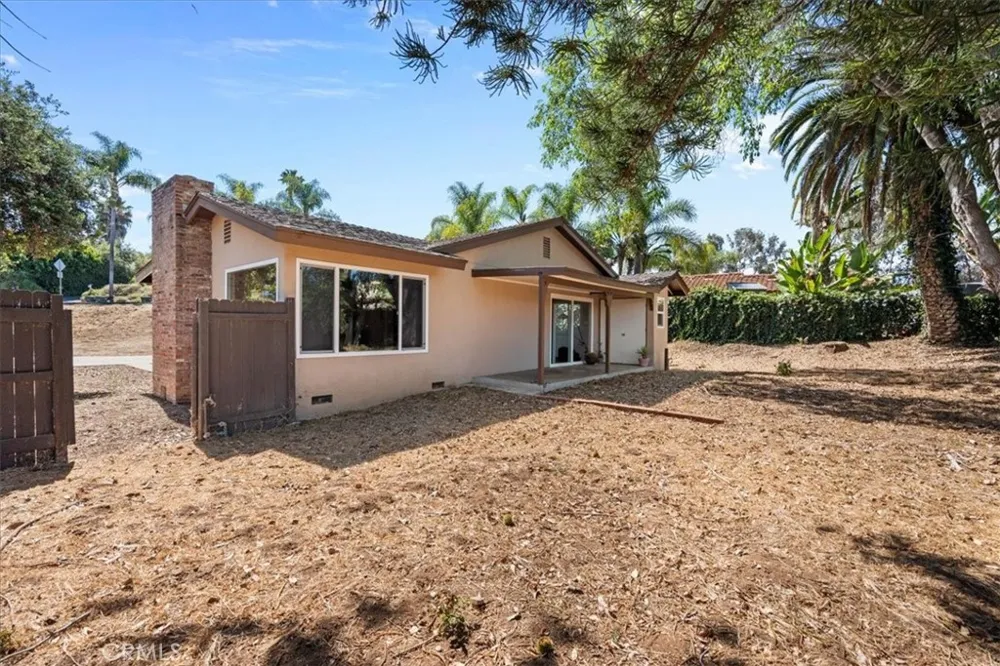 213 Beaumont Vista, CA 92084