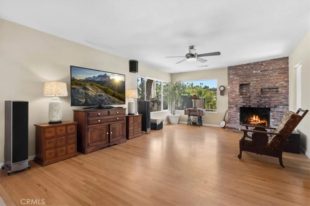 213 Beaumont Vista, CA 92084