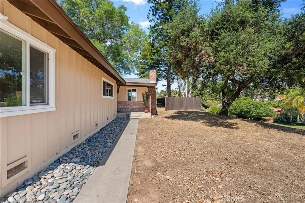 213 Beaumont Vista, CA 92084