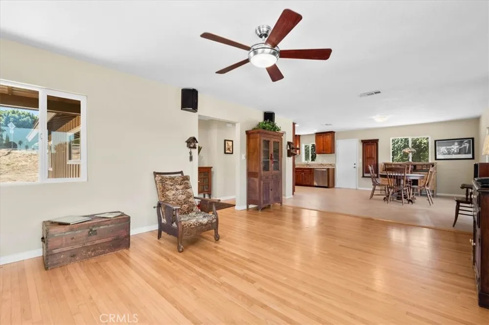 213 Beaumont Vista, CA 92084