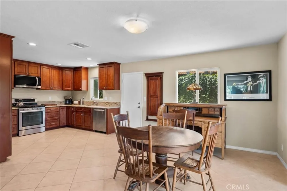 213 Beaumont Vista, CA 92084
