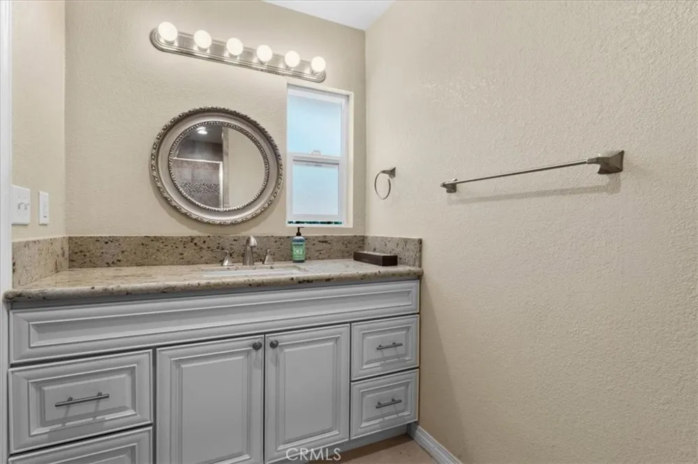 213 Beaumont Vista, CA 92084