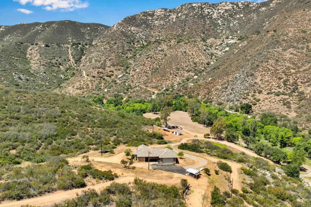 1661 Barrett Lake Road Dulzura, CA 91917