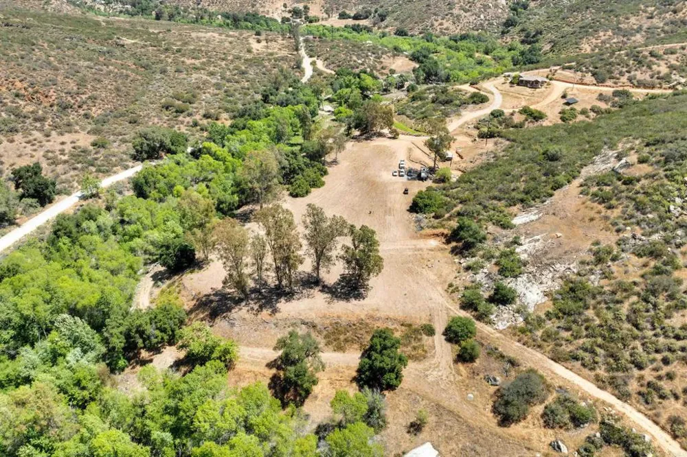1661 Barrett Lake Road Dulzura, CA 91917