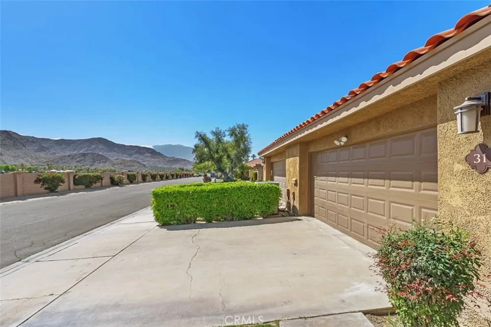 31 Majorca Rancho Mirage, CA 92270