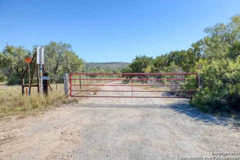1917 Ranch Road 3348