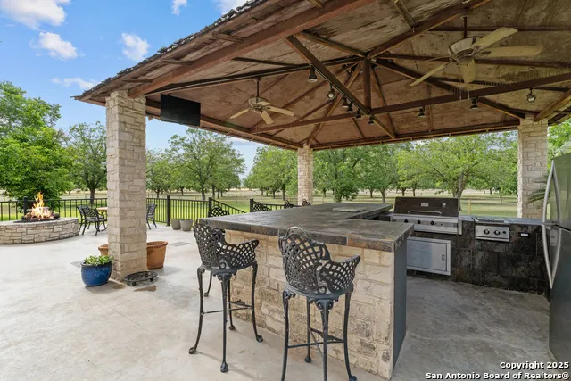 3590 County Road 4713 LaCoste, TX 78039