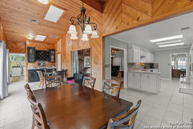 3590 County Road 4713 LaCoste, TX 78039
