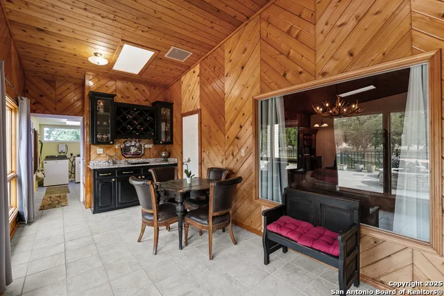 3590 County Road 4713 LaCoste, TX 78039