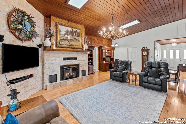3590 County Road 4713 LaCoste, TX 78039