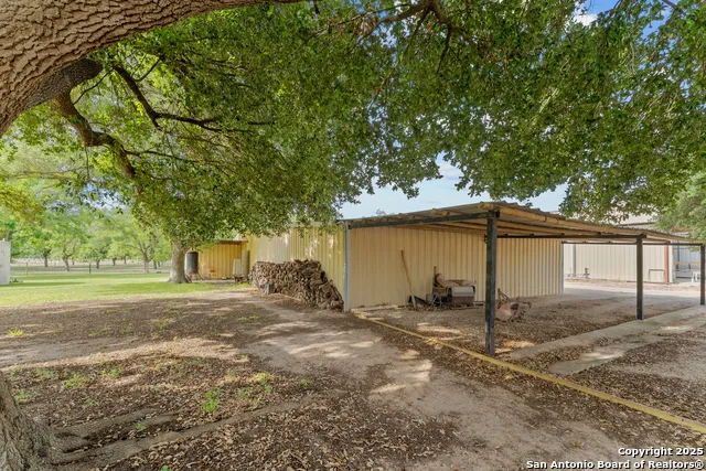 3590 County Road 4713 LaCoste, TX 78039