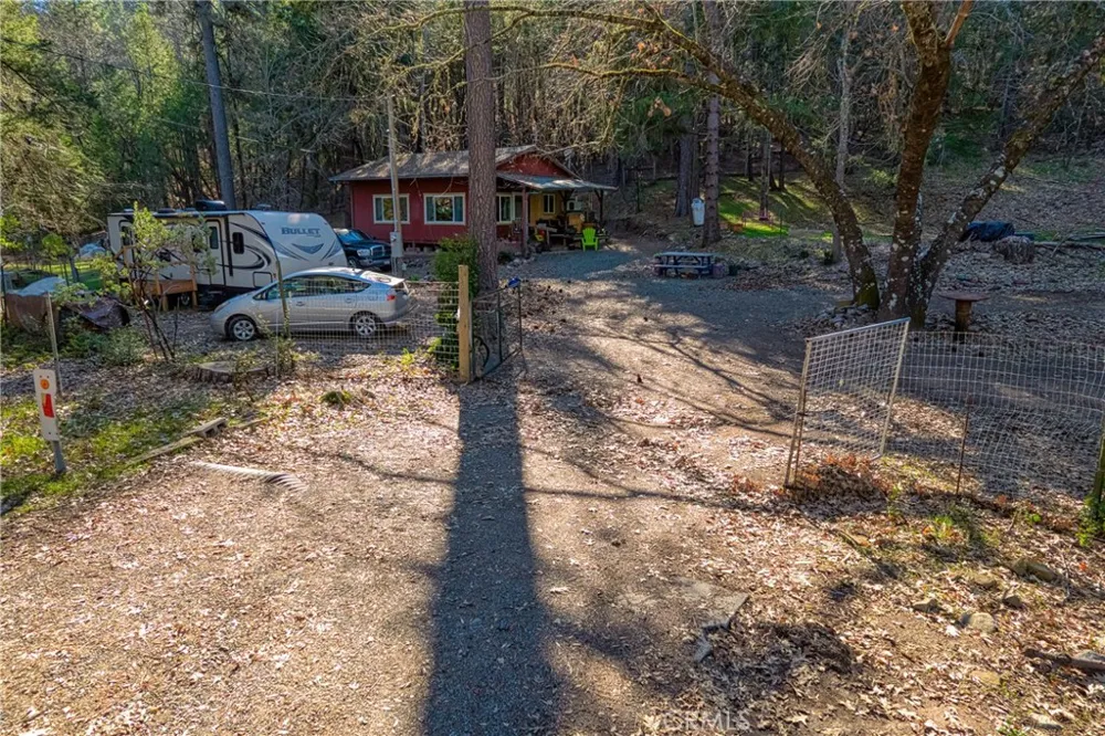 8427 Saddle Road Kelseyville, CA 95451