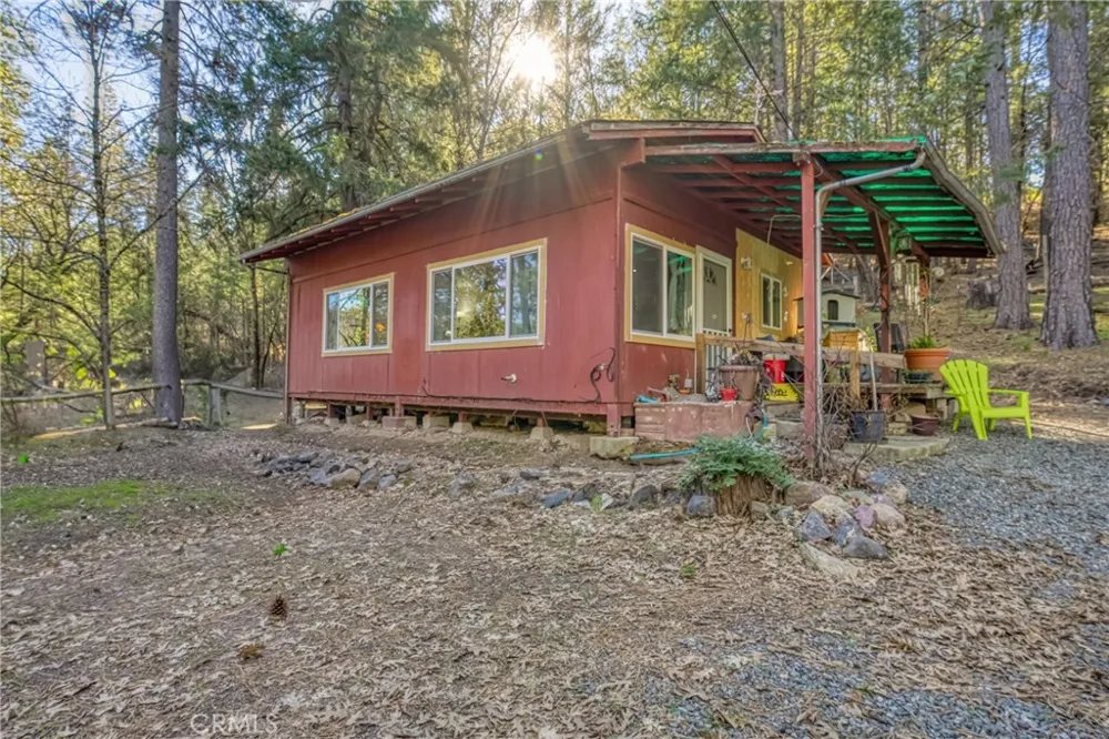 8427 Saddle Road Kelseyville, CA 95451