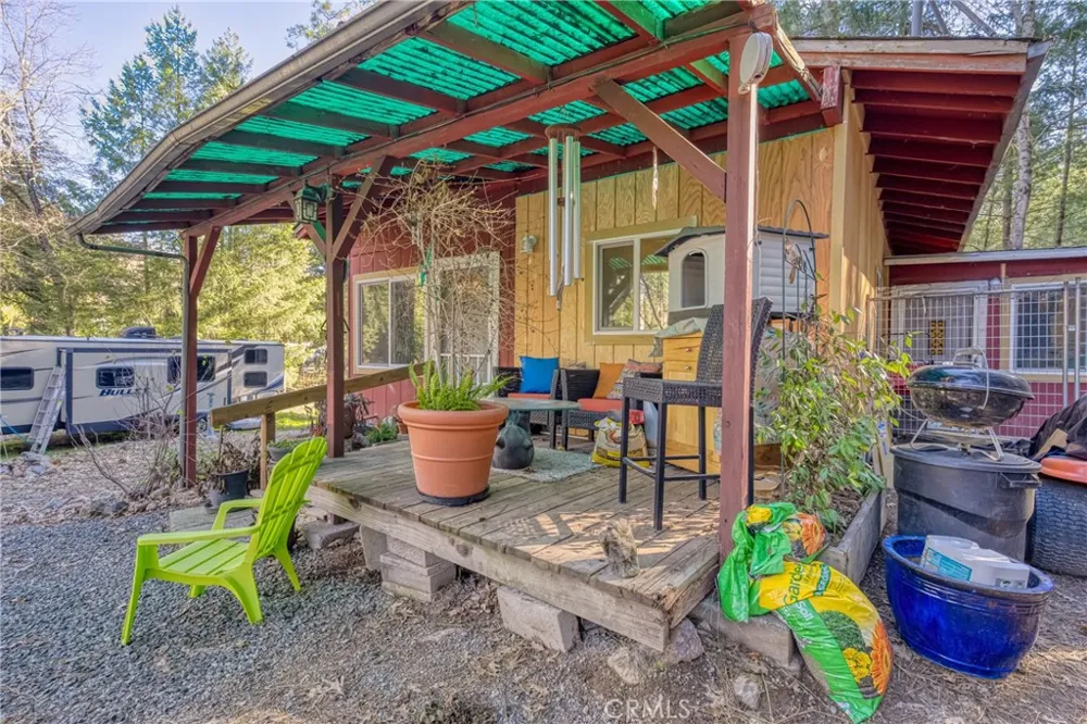 8427 Saddle Road Kelseyville, CA 95451
