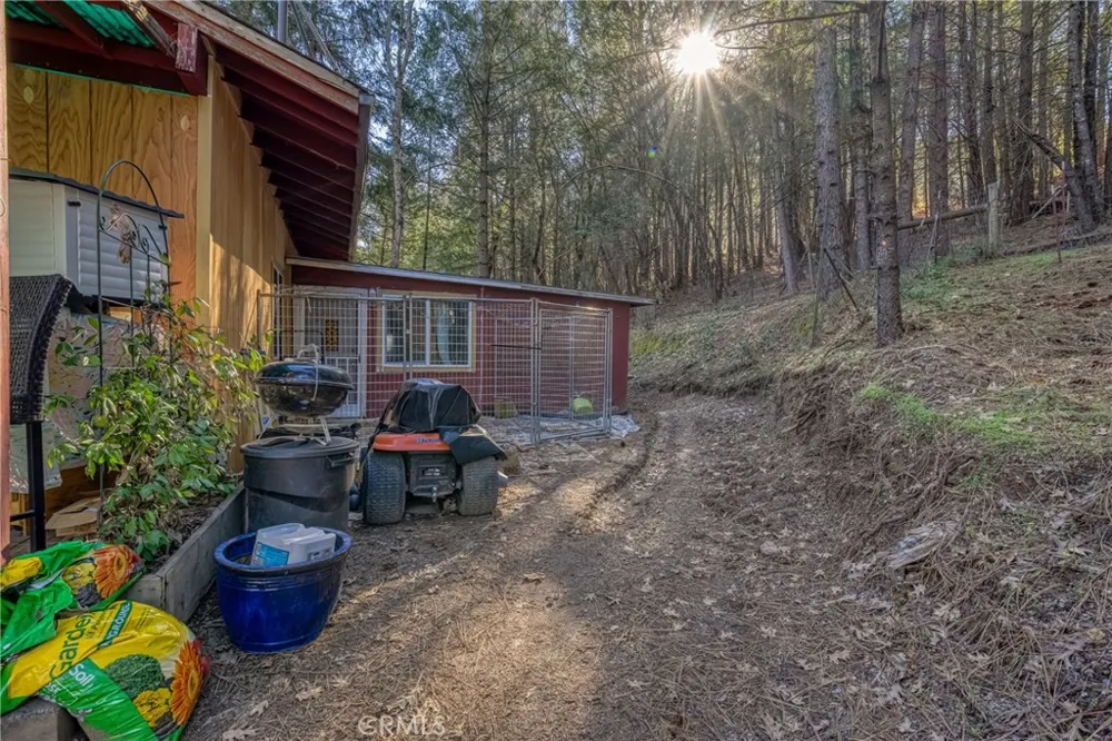 8427 Saddle Road Kelseyville, CA 95451