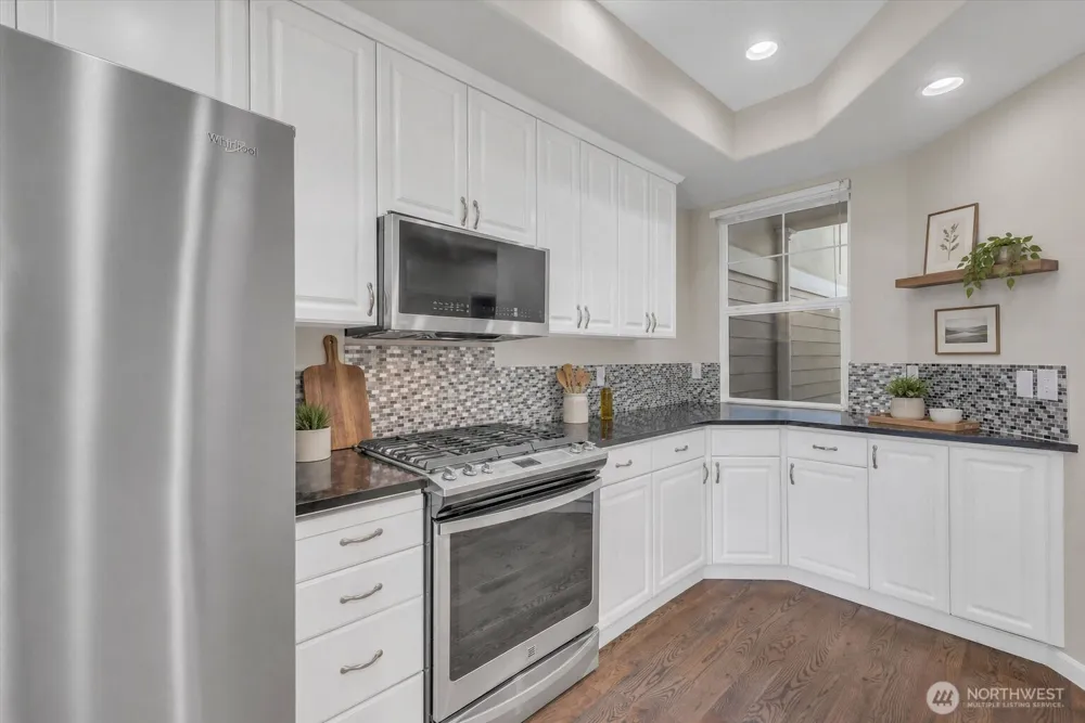 18397 NE 97th Court Redmond, WA 98052