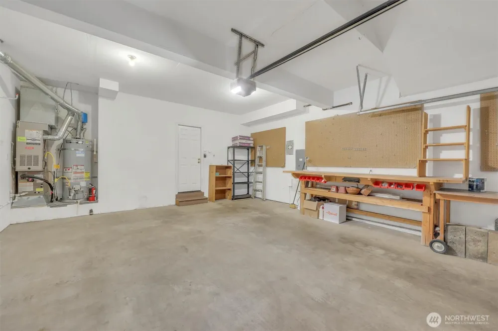 18397 NE 97th Court Redmond, WA 98052