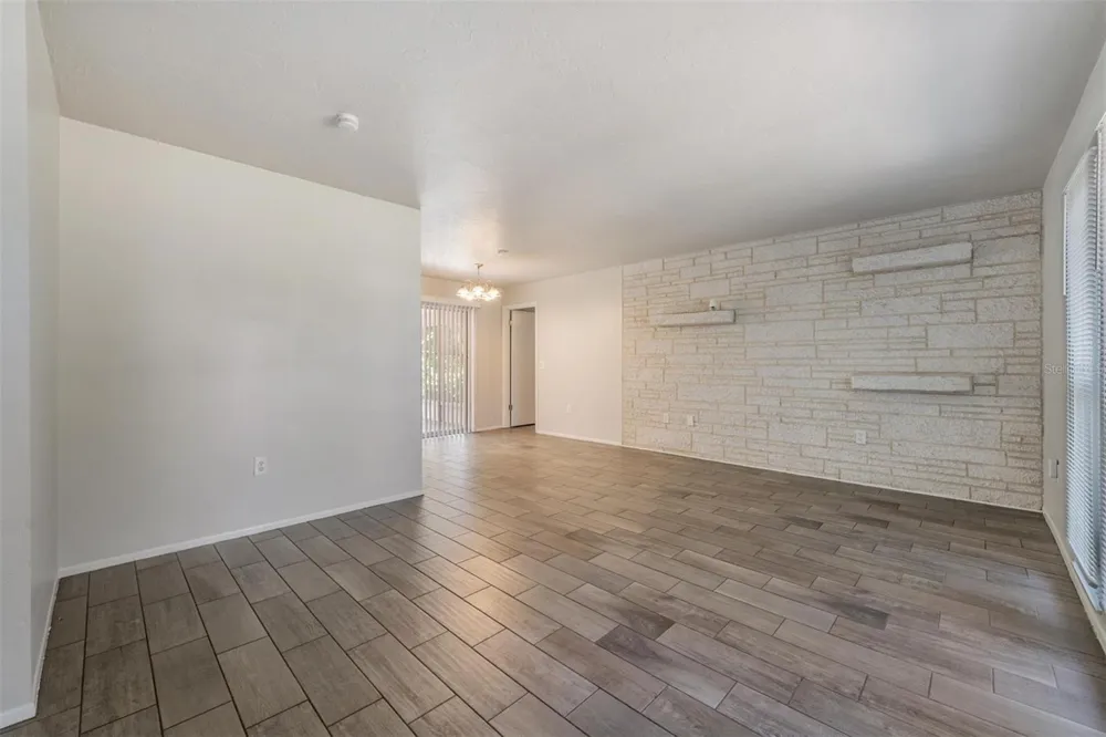 1124 DANNY DRIVE Sarasota, FL 34243