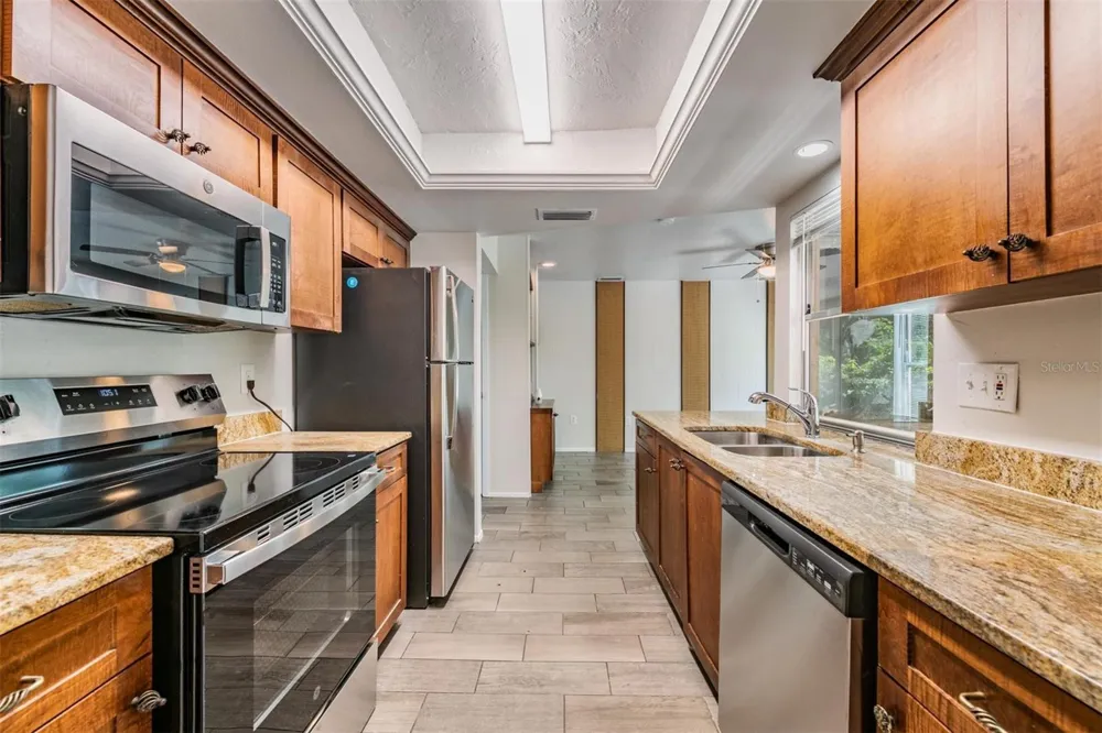 1124 DANNY DRIVE Sarasota, FL 34243